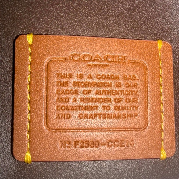 Coach mini Hadley crossbody with cow print - Picture 7 of 8